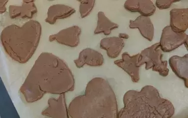 Międzypokoleniowe warsztaty pieczenia piernik&oacute;w 11