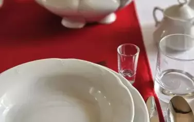 Zastawa stołowa oraz akcesoria kuchenne 1
